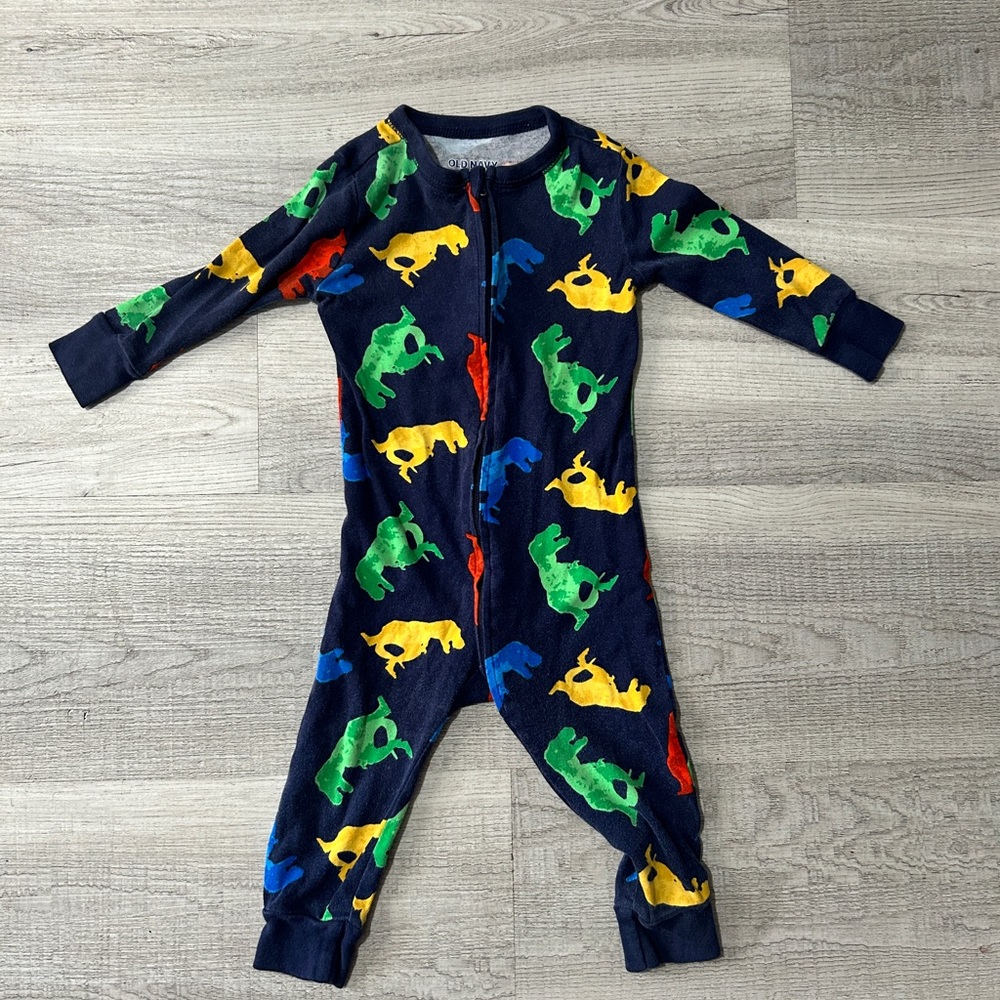 Old Navy Boys dinosaur Pajamas
